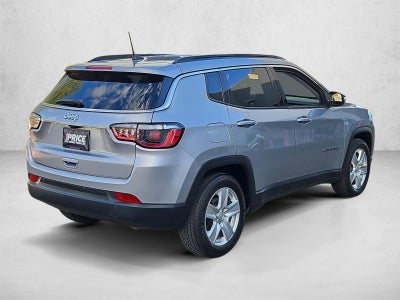 2022 Jeep Compass Latitude FWD