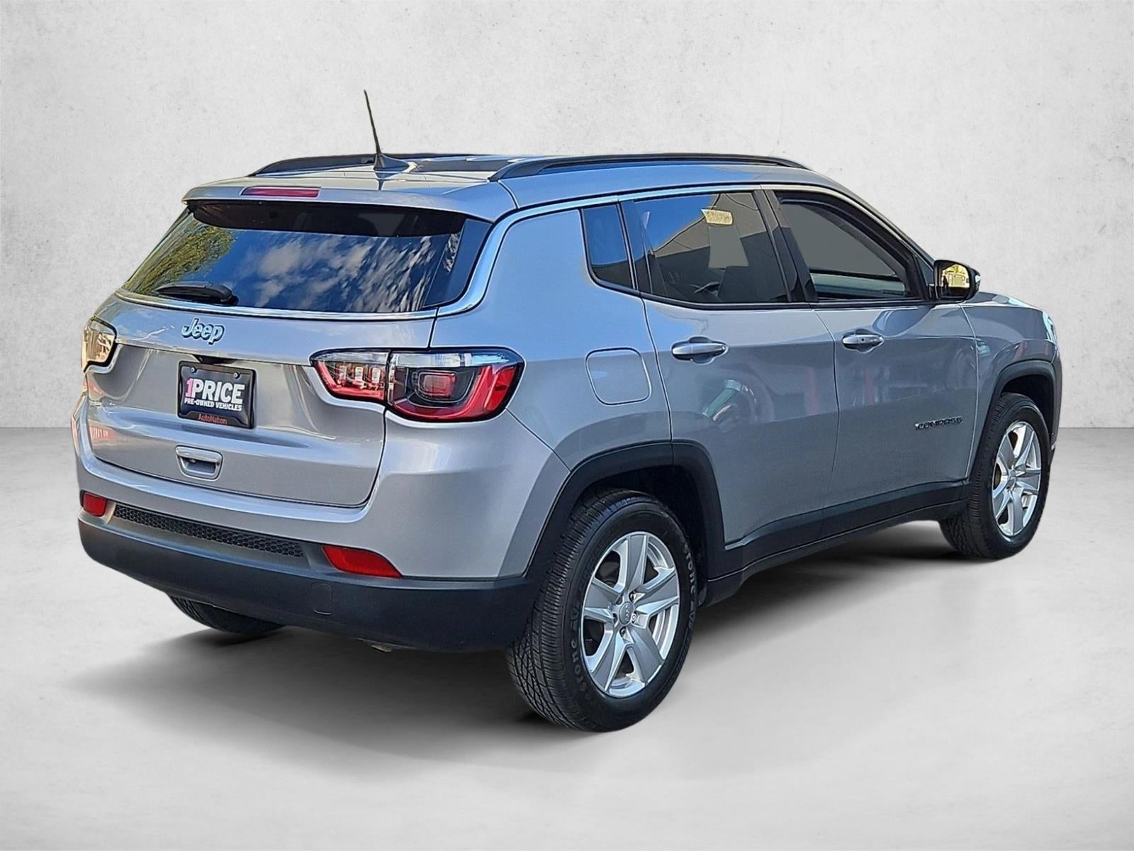 2022 Jeep Compass Latitude FWD