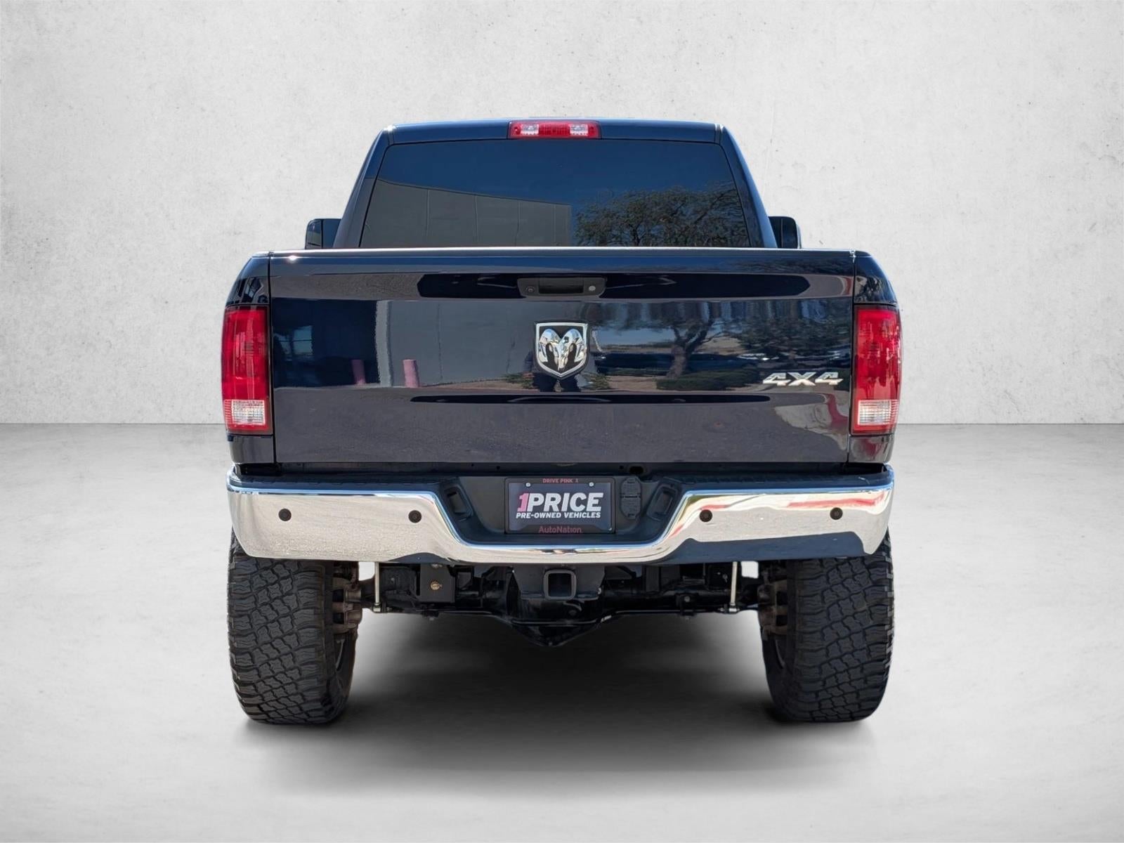 2018 RAM 2500 Tradesman 4x4 Crew Cab 6'4" Box