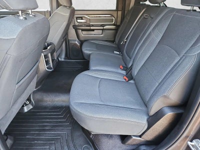 2020 RAM 2500 Big Horn 4x4 Crew Cab 6'4" Box