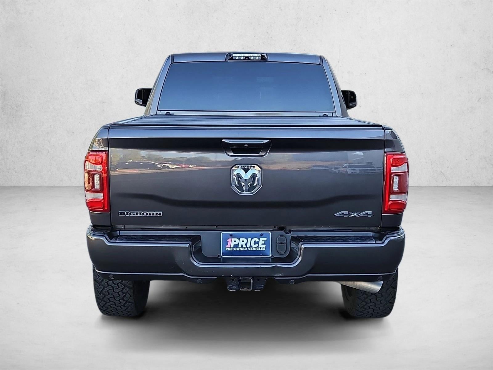 2020 RAM 2500 Big Horn 4x4 Crew Cab 6'4" Box