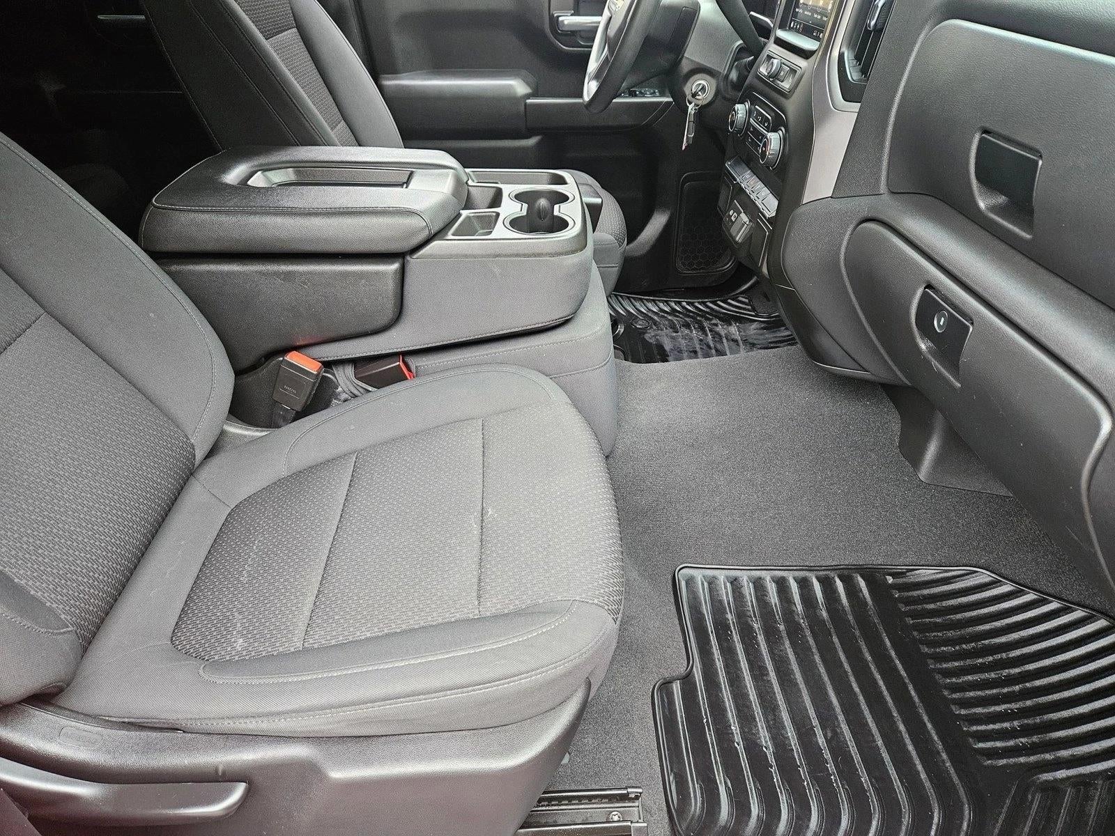 2021 Chevrolet Silverado 1500 Crew Cab Short Box 2-Wheel Drive Custom