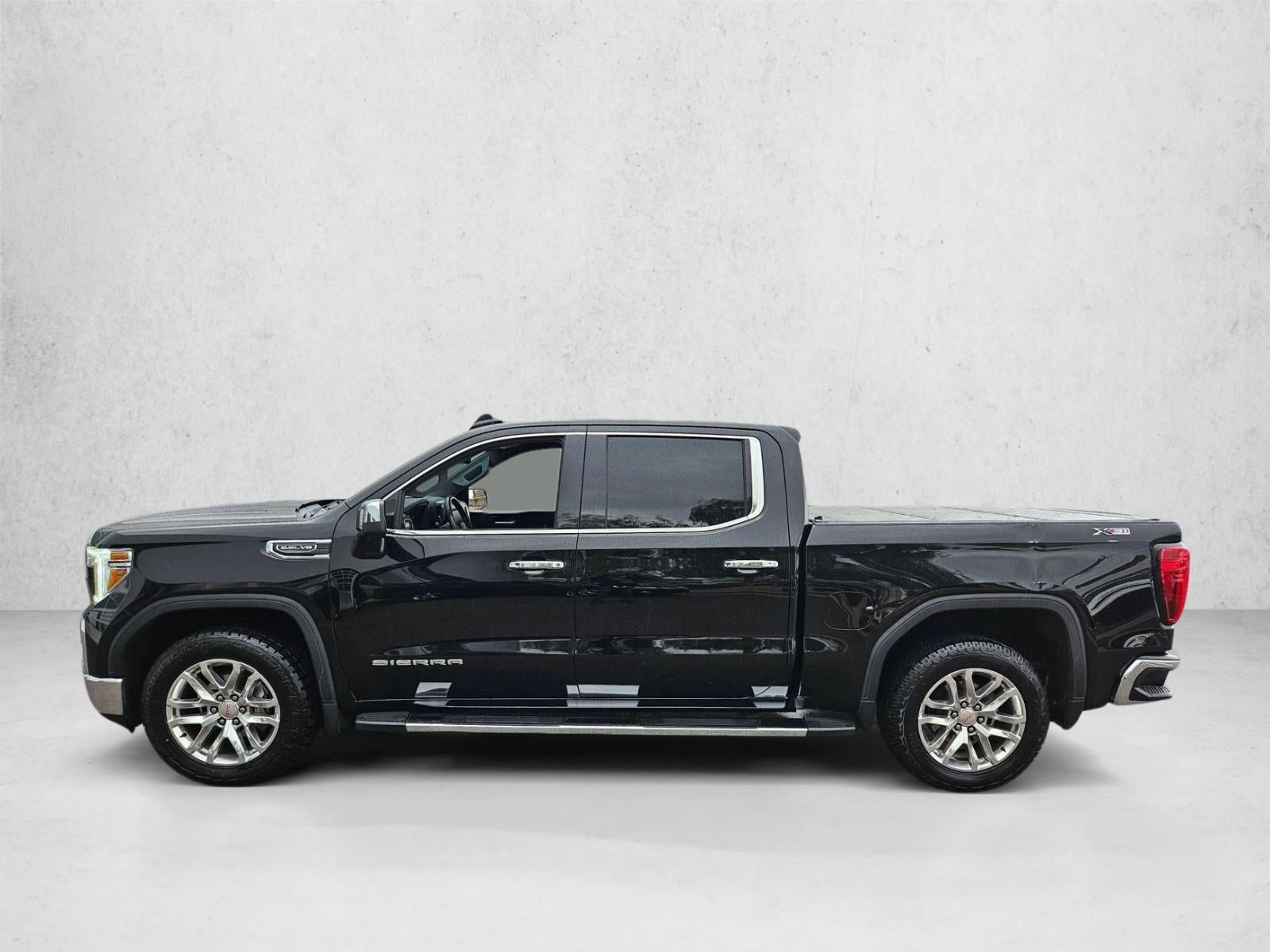 2021 GMC Sierra 1500 Crew Cab Short Box 4-Wheel Drive SLT
