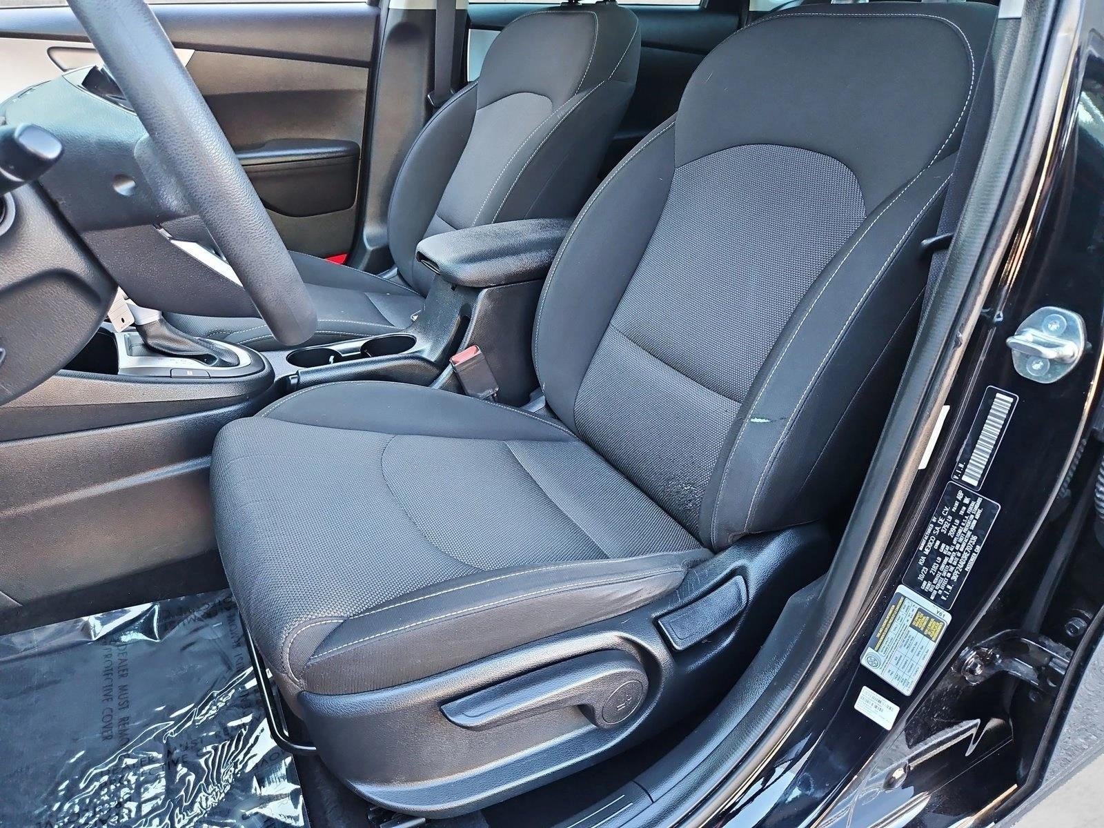2024 Kia Forte LXS IVT