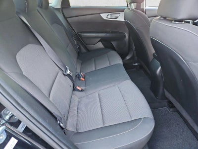2024 Kia Forte LXS IVT