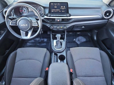 2022 Kia Forte LXS IVT