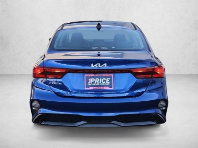 2022 Kia Forte LXS IVT