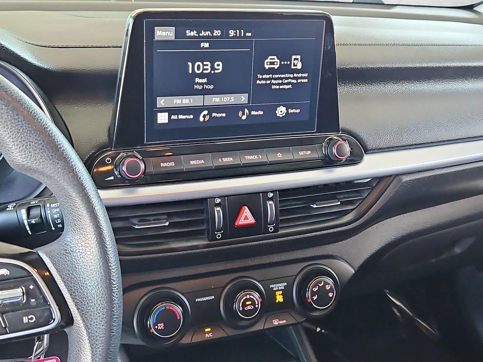 2022 Kia Forte LXS IVT