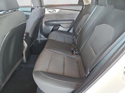 2022 Kia Forte LXS IVT