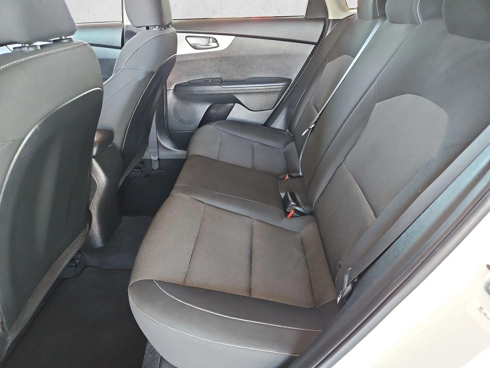 2022 Kia Forte LXS IVT