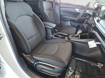 2022 Kia Forte LXS IVT