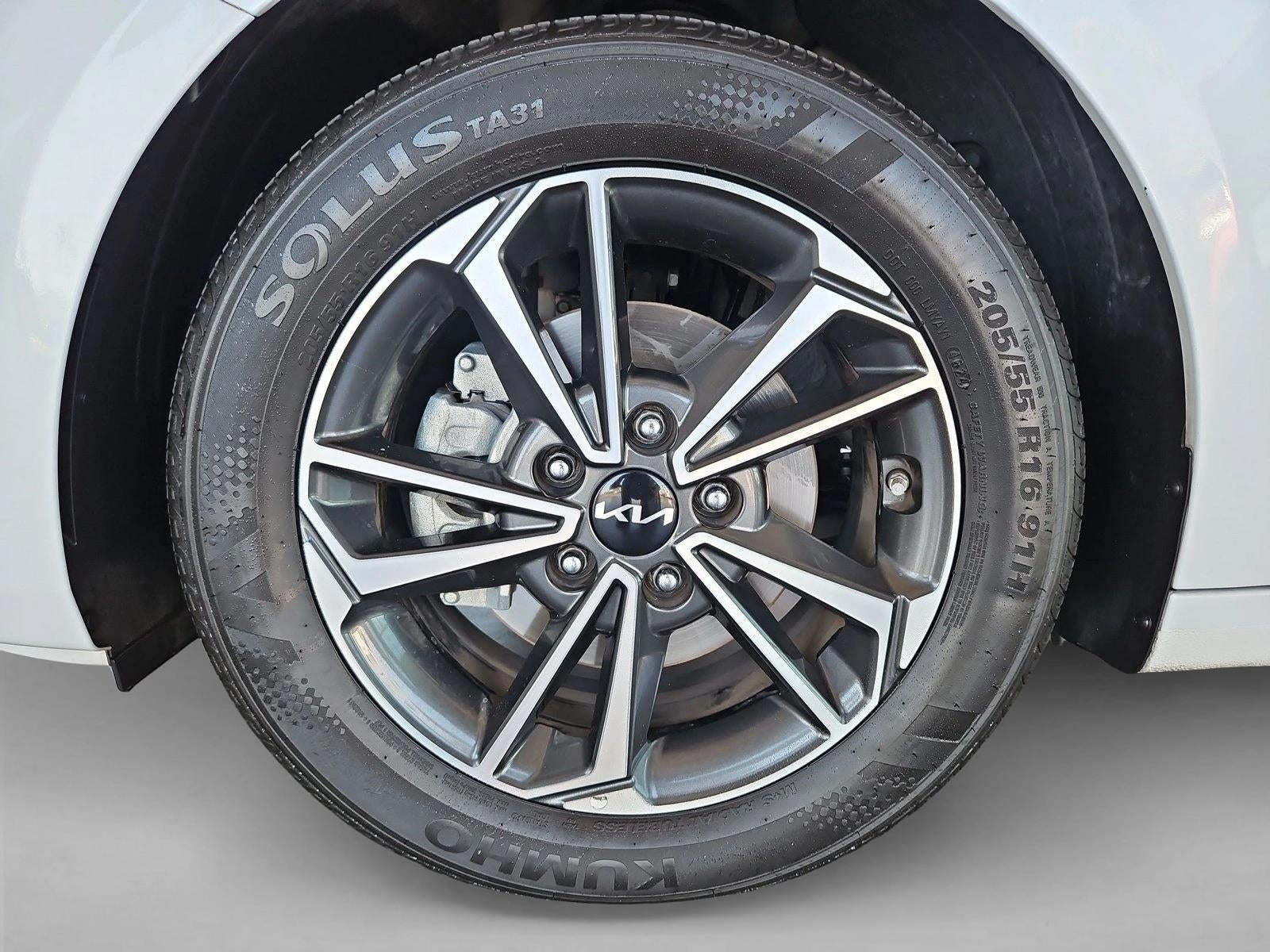2022 Kia Forte LXS IVT