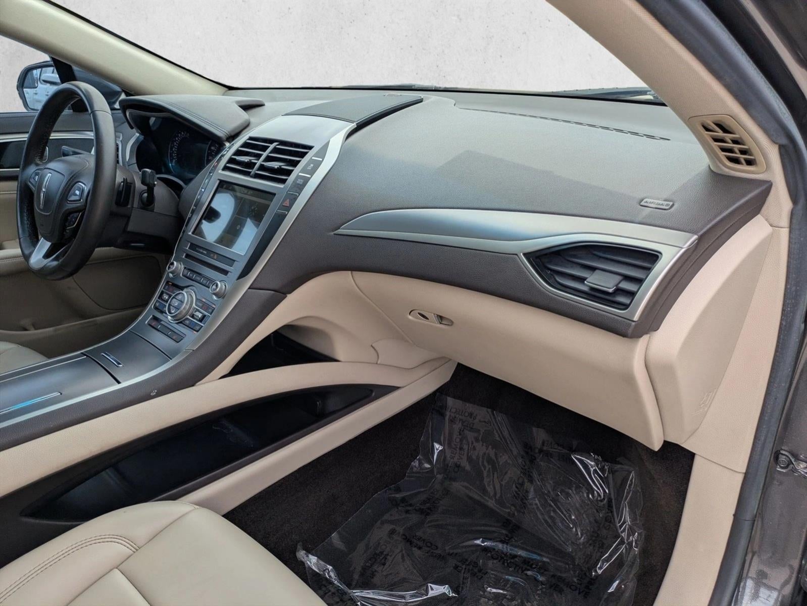 2017 Lincoln MKZ Premiere FWD