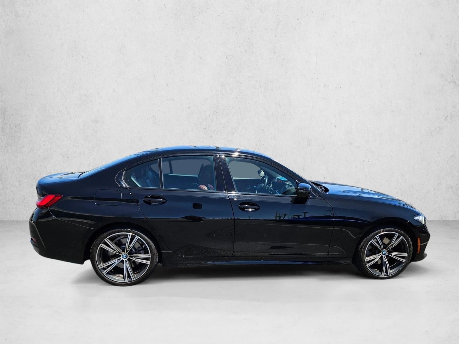 2023 BMW 330i Sedan