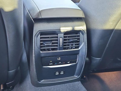 2024 BMW 330i Sedan