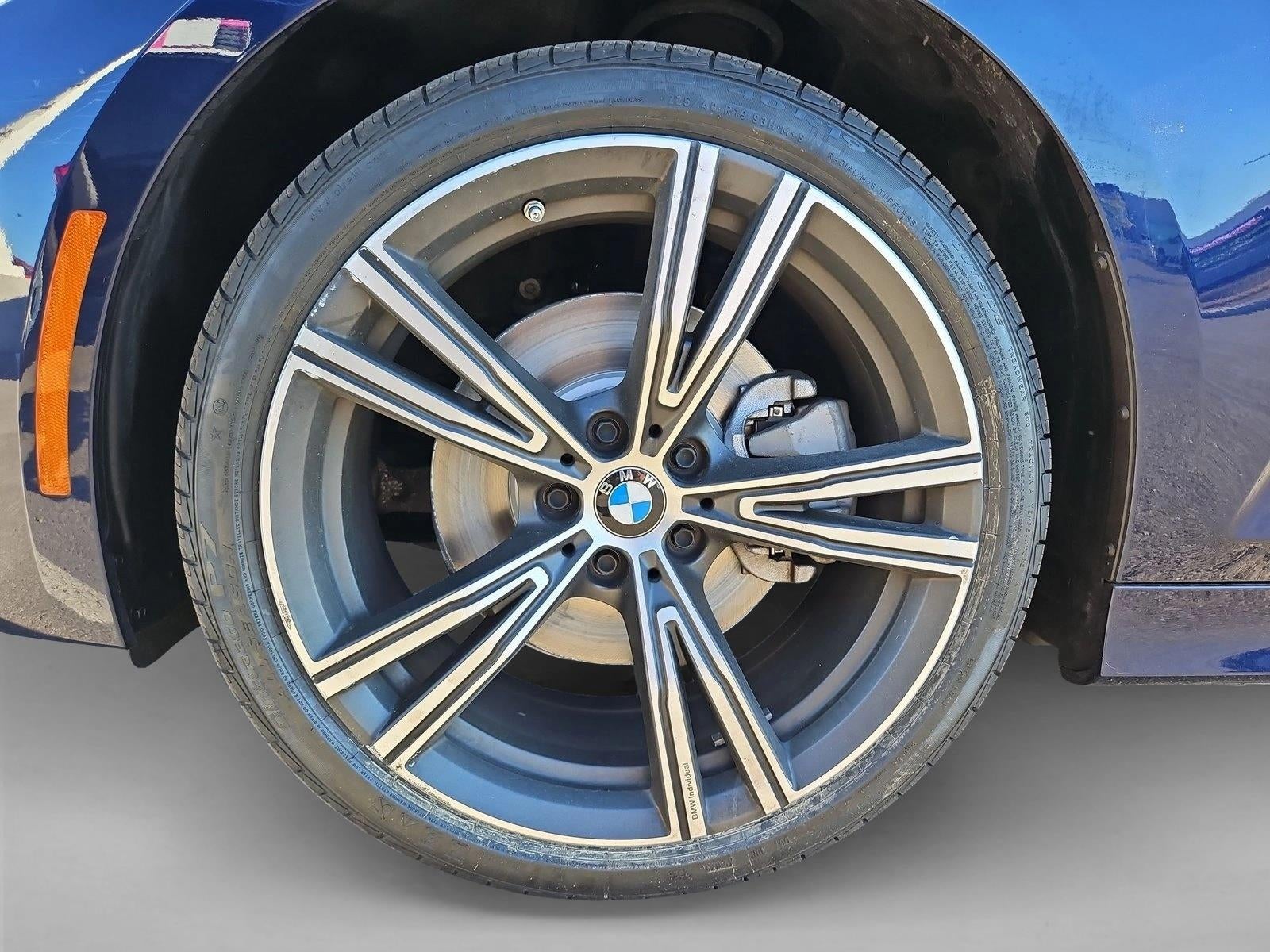 2024 BMW 330i Sedan