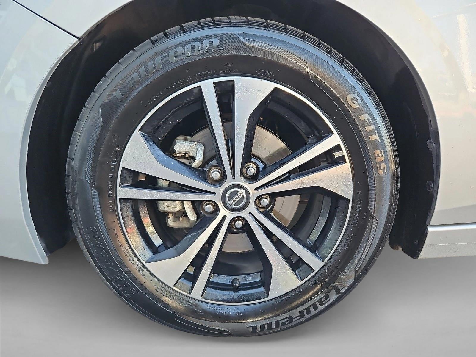 2023 Nissan Sentra SV CVT