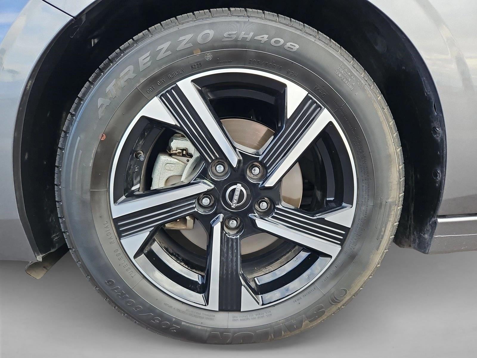 2025 Nissan Sentra SV CVT