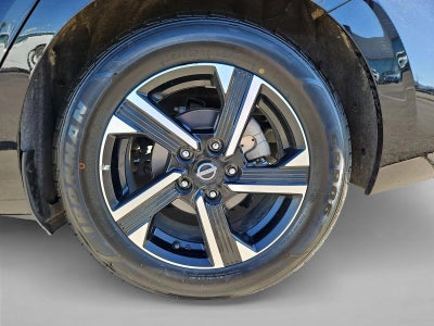 2025 Nissan Sentra SV CVT