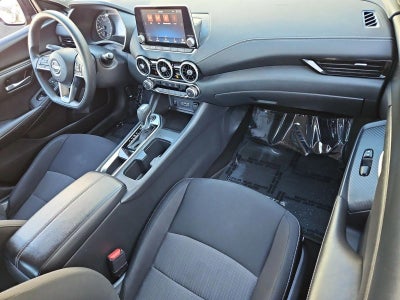 2025 Nissan Sentra SV CVT