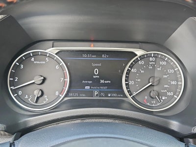 2025 Nissan Sentra SR CVT