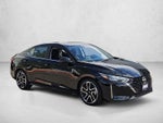 2025 Nissan Sentra SR CVT