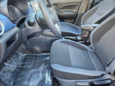 2025 Nissan Versa SV CVT