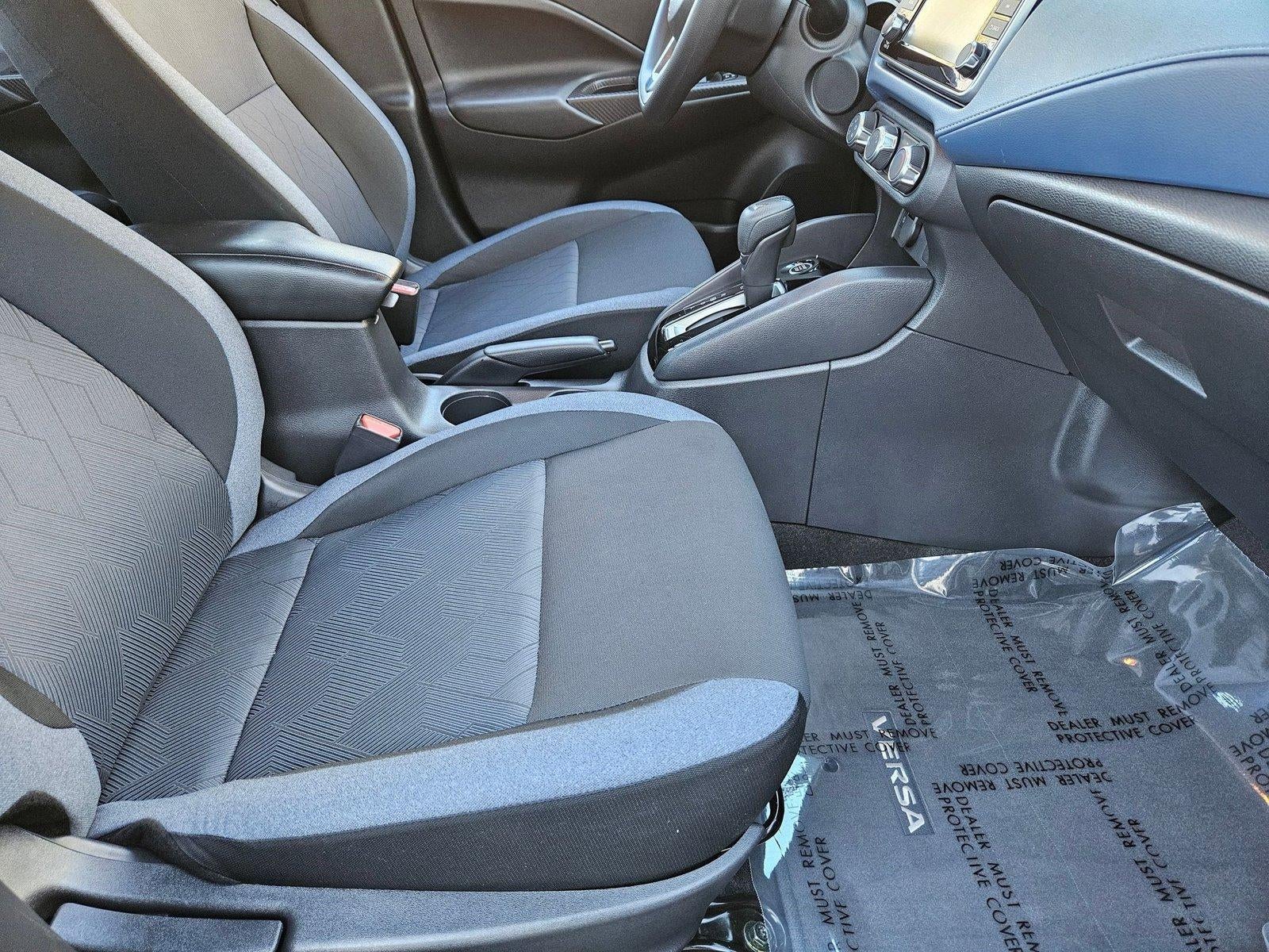 2025 Nissan Versa SV CVT