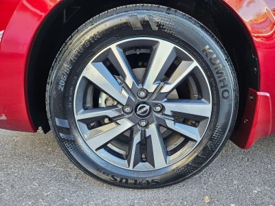 2025 Nissan Versa SV CVT