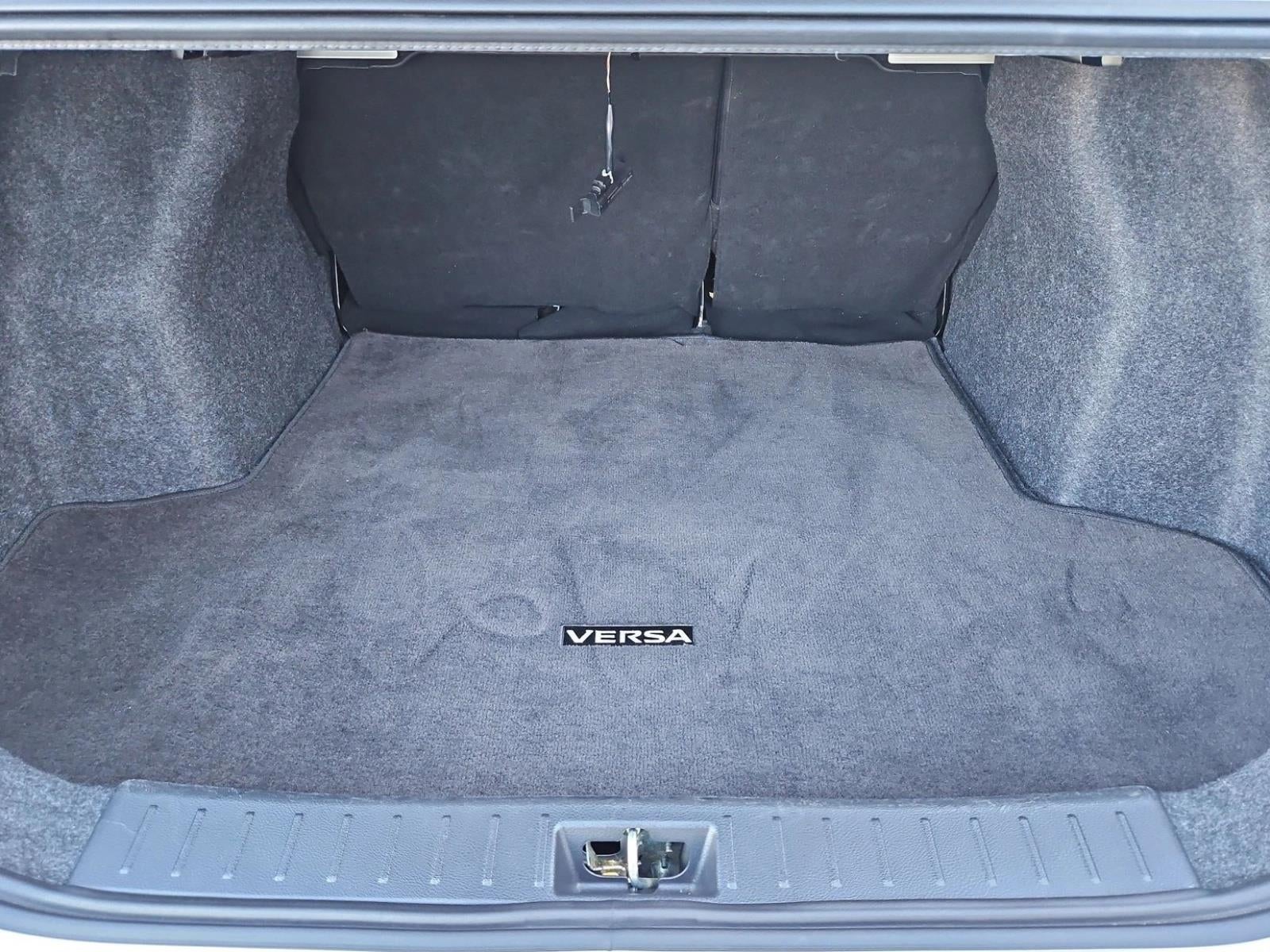 2024 Nissan Versa SV CVT