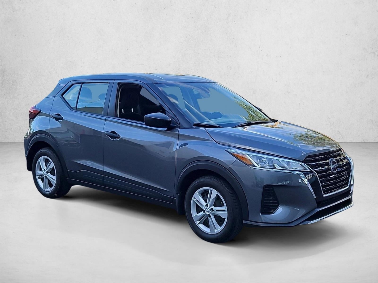2024 Nissan Kicks S FWD