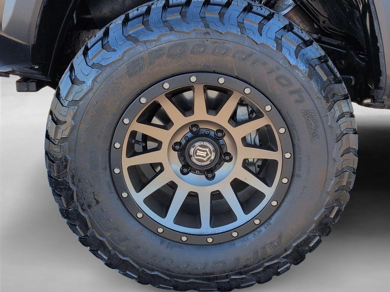 2022 Toyota Tacoma 4WD 4WD TRD Off Road Double Cab 5' Bed V6 AT (Natl)