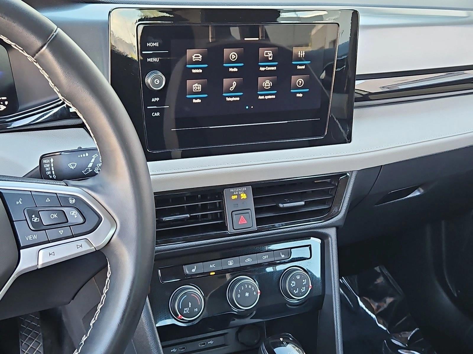 2025 Volkswagen Taos S 4MOTION