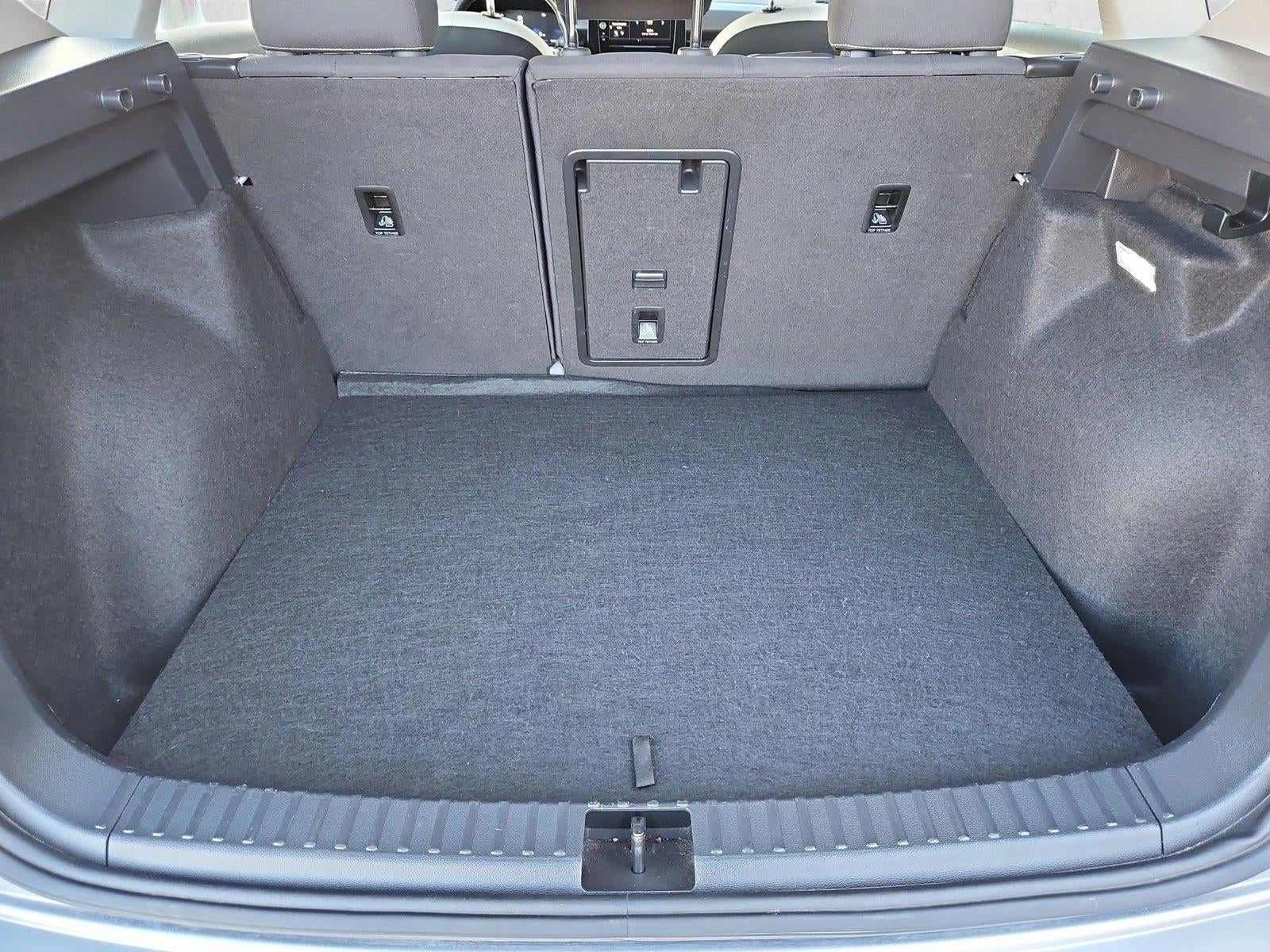 2025 Volkswagen Taos S 4MOTION