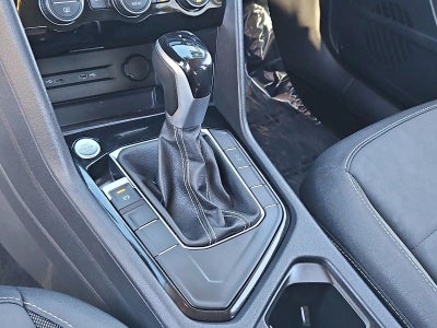 2024 Volkswagen Taos SE FWD