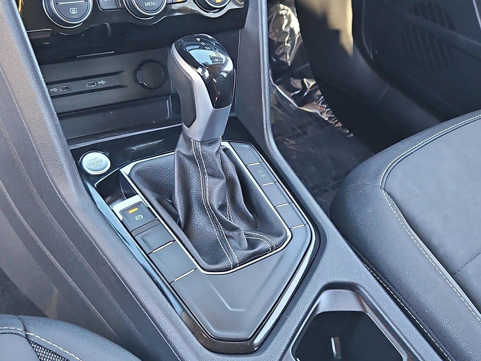 2024 Volkswagen Taos SE FWD