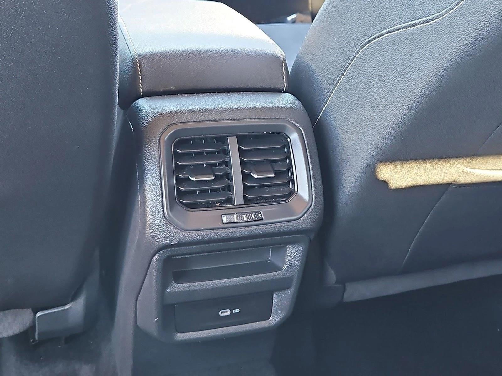 2024 Volkswagen Taos SE FWD