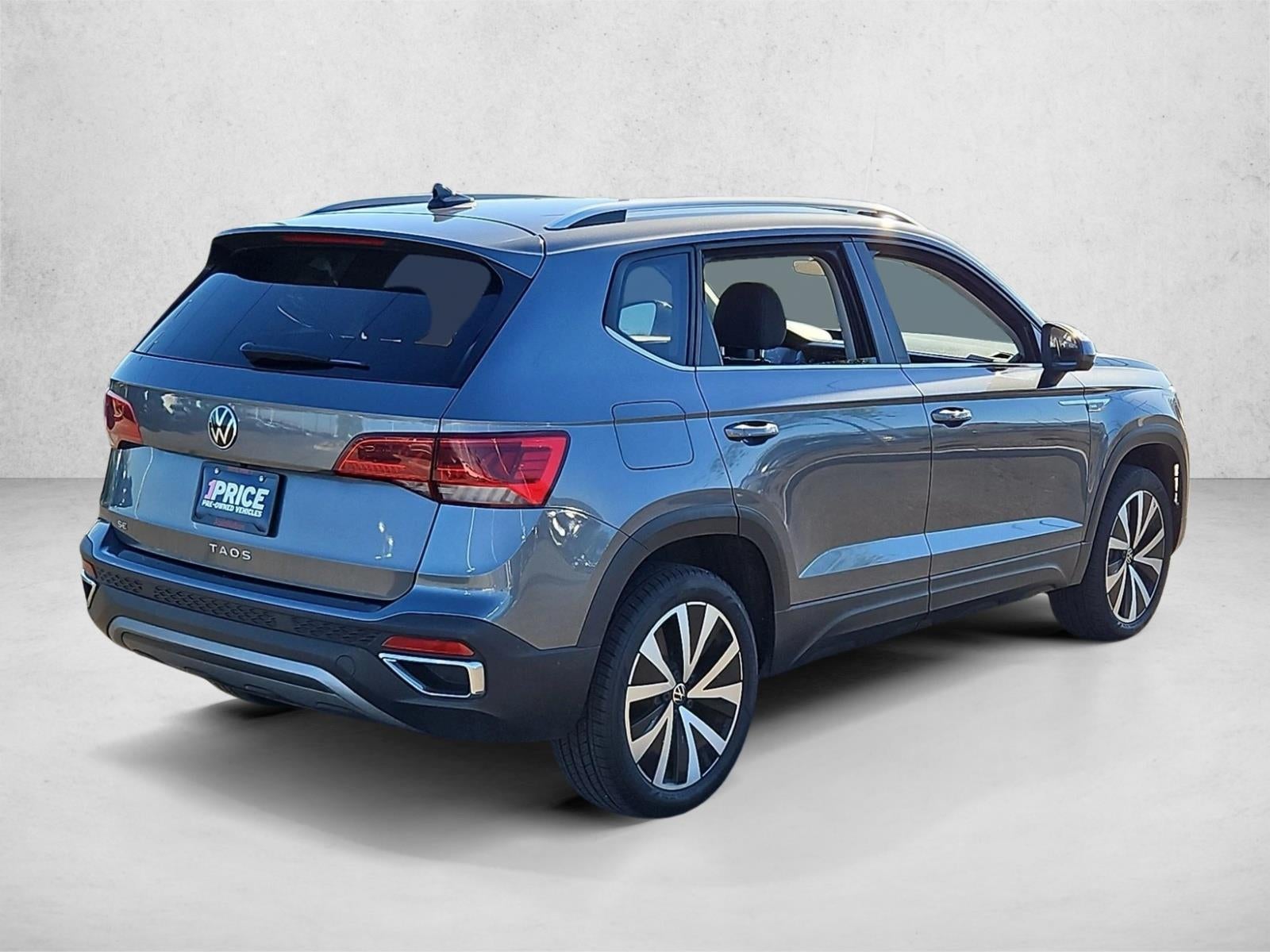 2024 Volkswagen Taos SE FWD