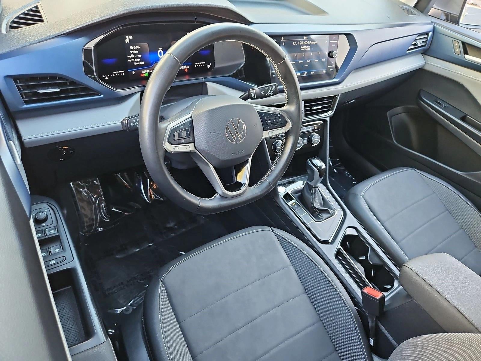 2024 Volkswagen Taos SE FWD