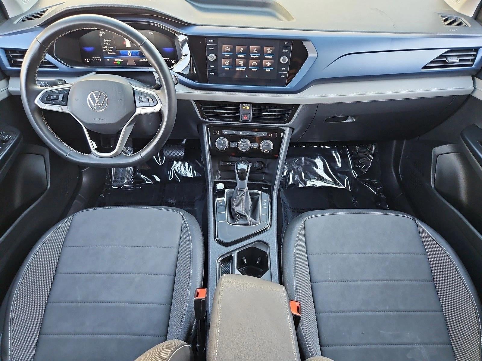 2024 Volkswagen Taos SE FWD