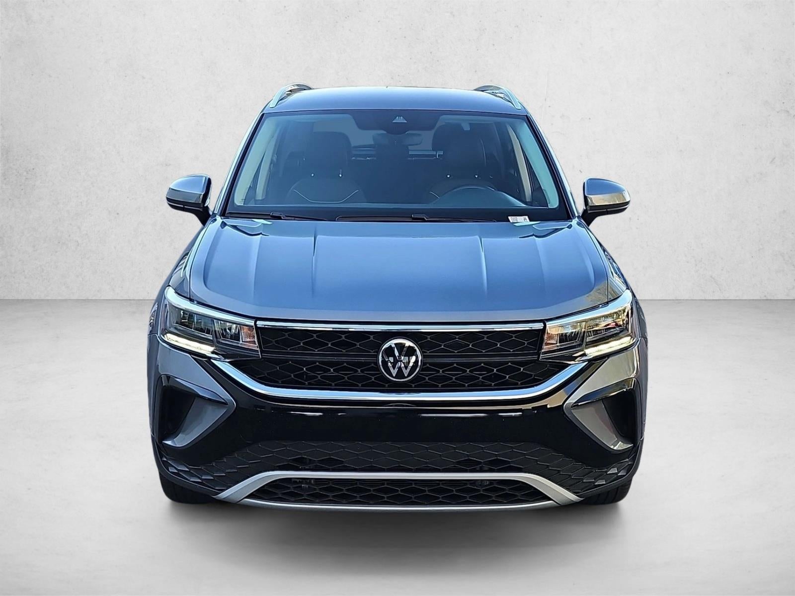 2024 Volkswagen Taos SE FWD