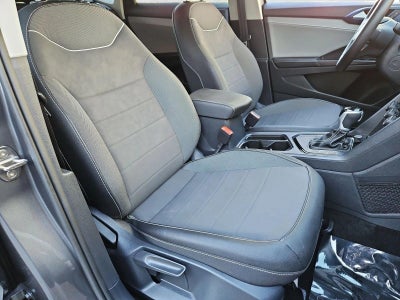 2024 Volkswagen Taos SE FWD
