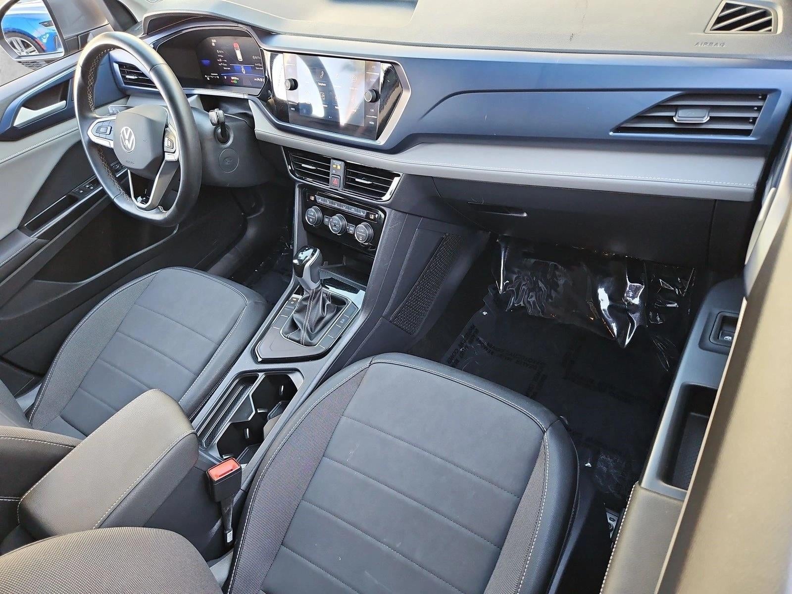 2024 Volkswagen Taos SE FWD
