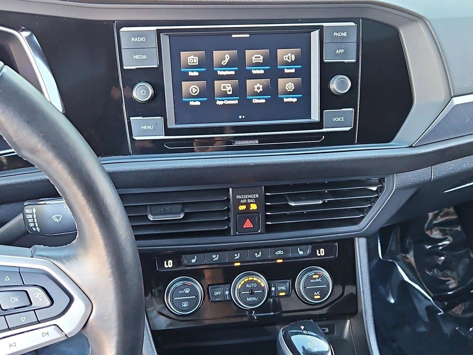 2022 Volkswagen Jetta SE Auto