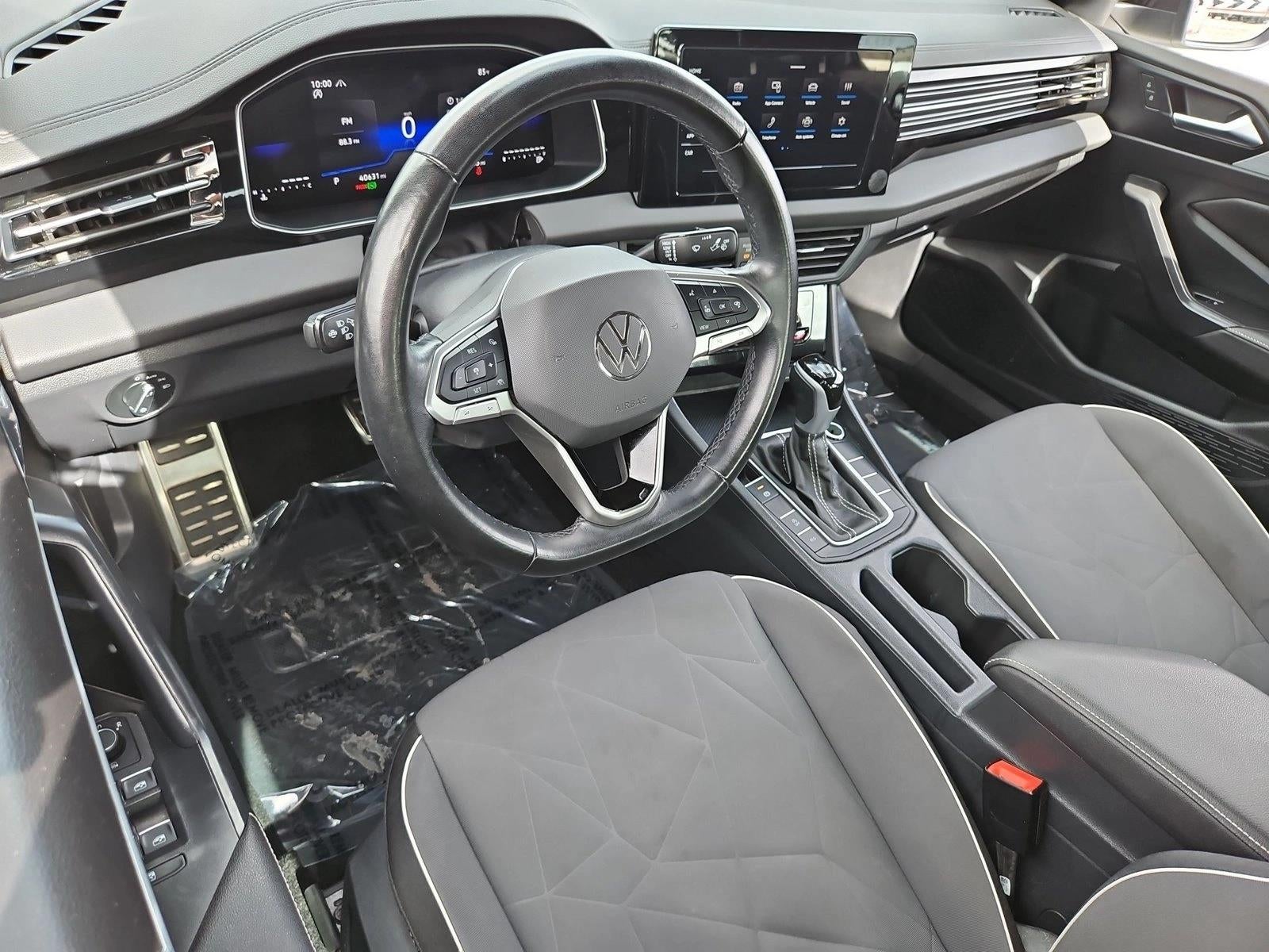 2025 Volkswagen Jetta Sport Auto