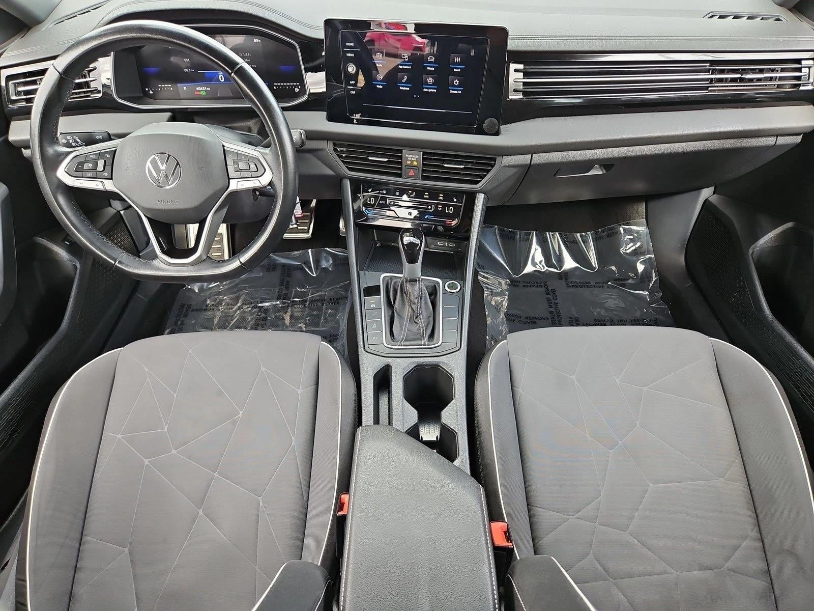 2025 Volkswagen Jetta Sport Auto