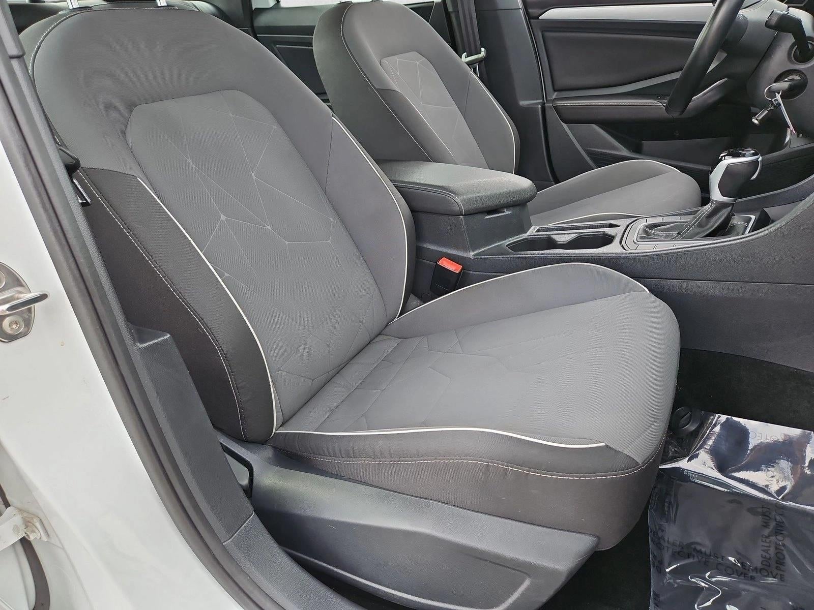 2025 Volkswagen Jetta Sport Auto