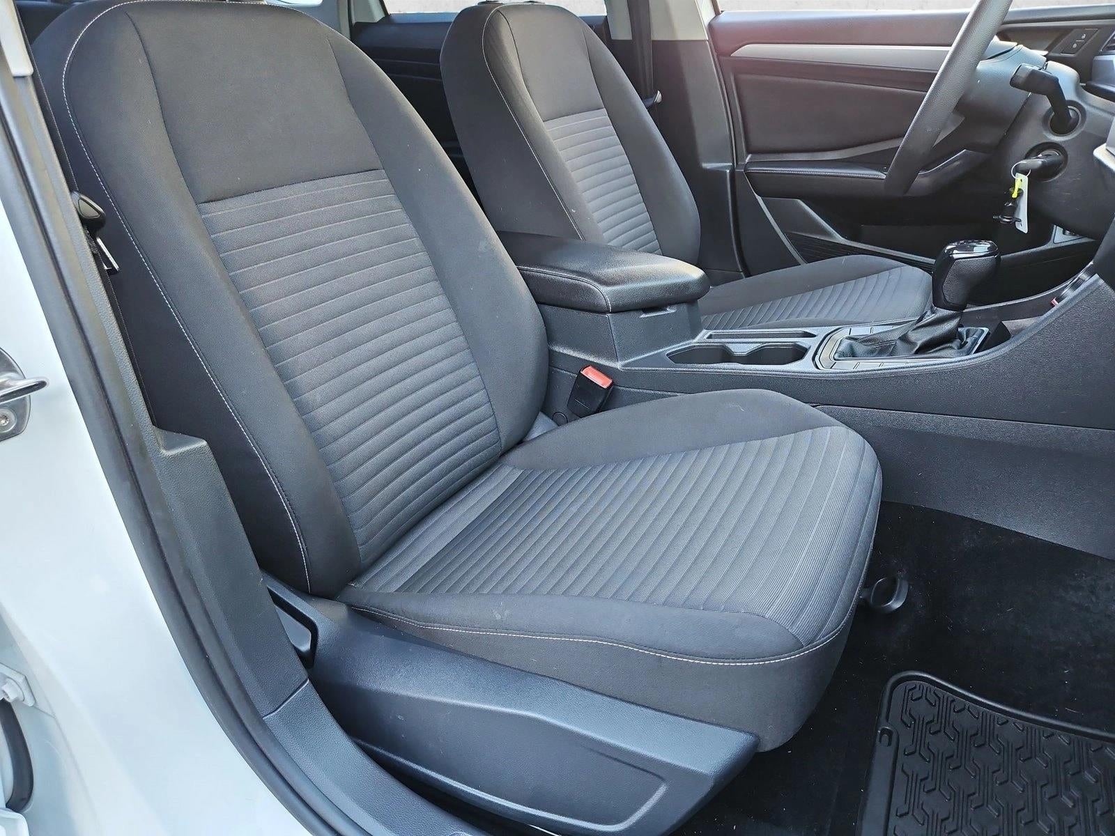 2022 Volkswagen Jetta S Auto