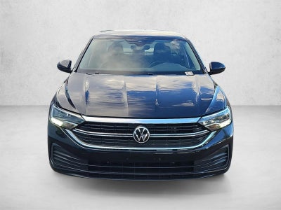 2024 Volkswagen Jetta SE Auto