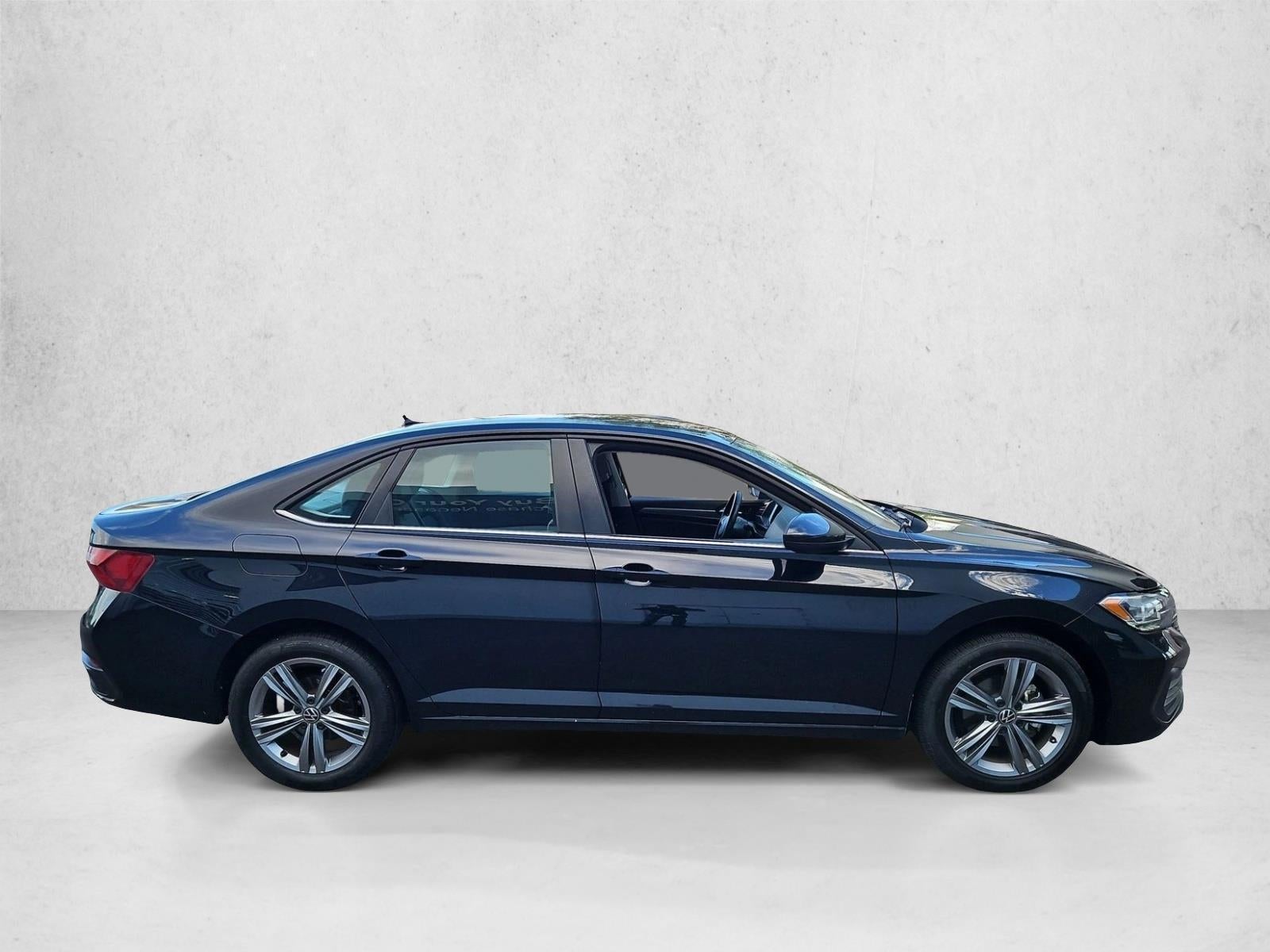 2024 Volkswagen Jetta SE Auto